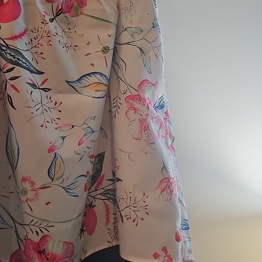 SHE + Sky Floral Ruffle Strap Top - Picture 5 of 7